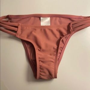 NWOT (Has liner) bathing suit bottoms